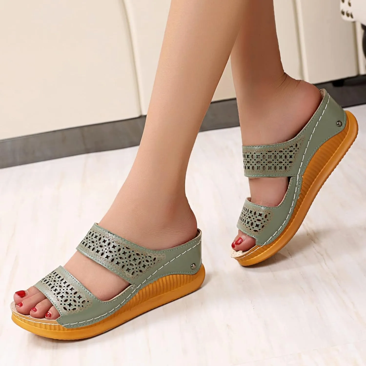 Women's Fashion Slide Sandal And Sandals Fashion Roman Toe Slippers Summer With Hollow Slope Ladies Spring Women's