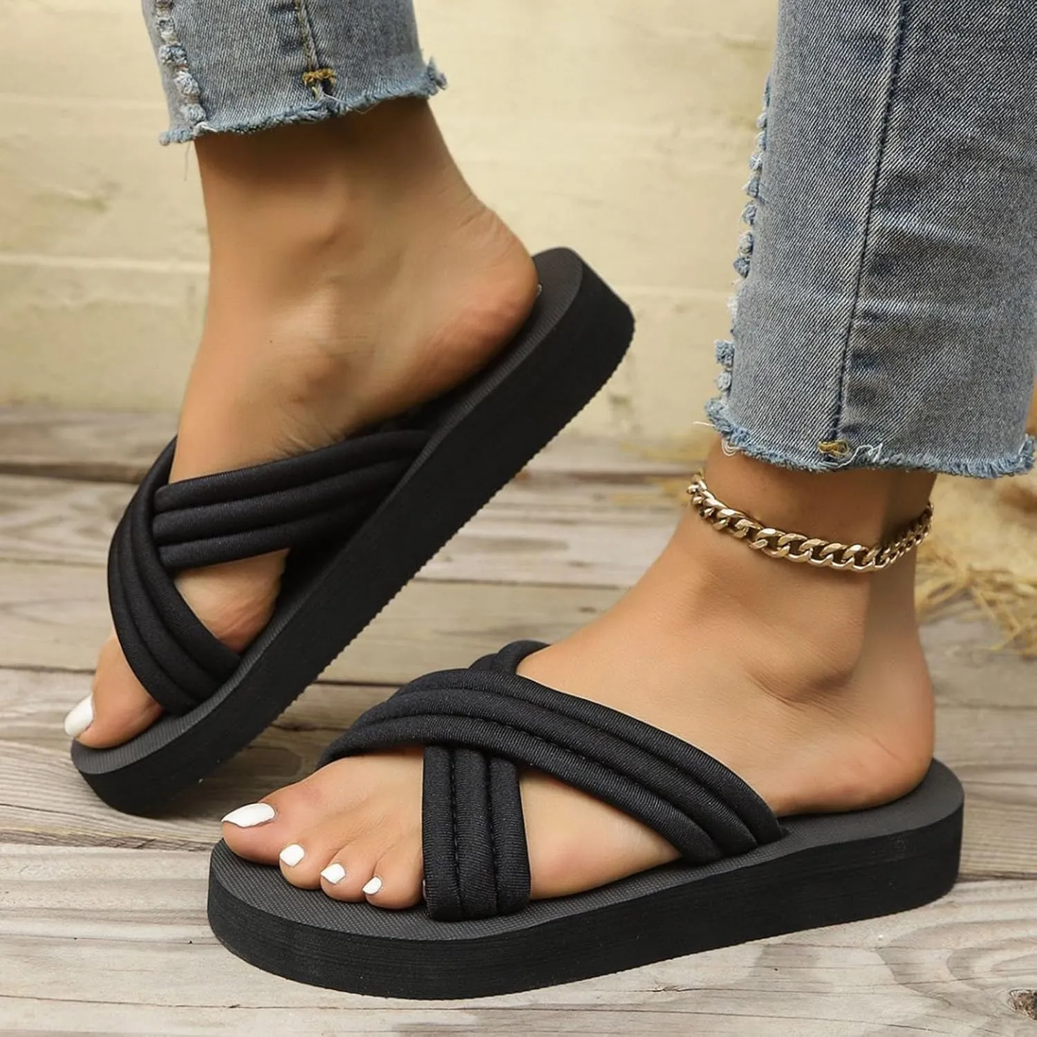 Women's Fashion Slide Sandal Women's Thick Soled Over Large Size Slippers Fashionable Beach One Word Printing Solid
