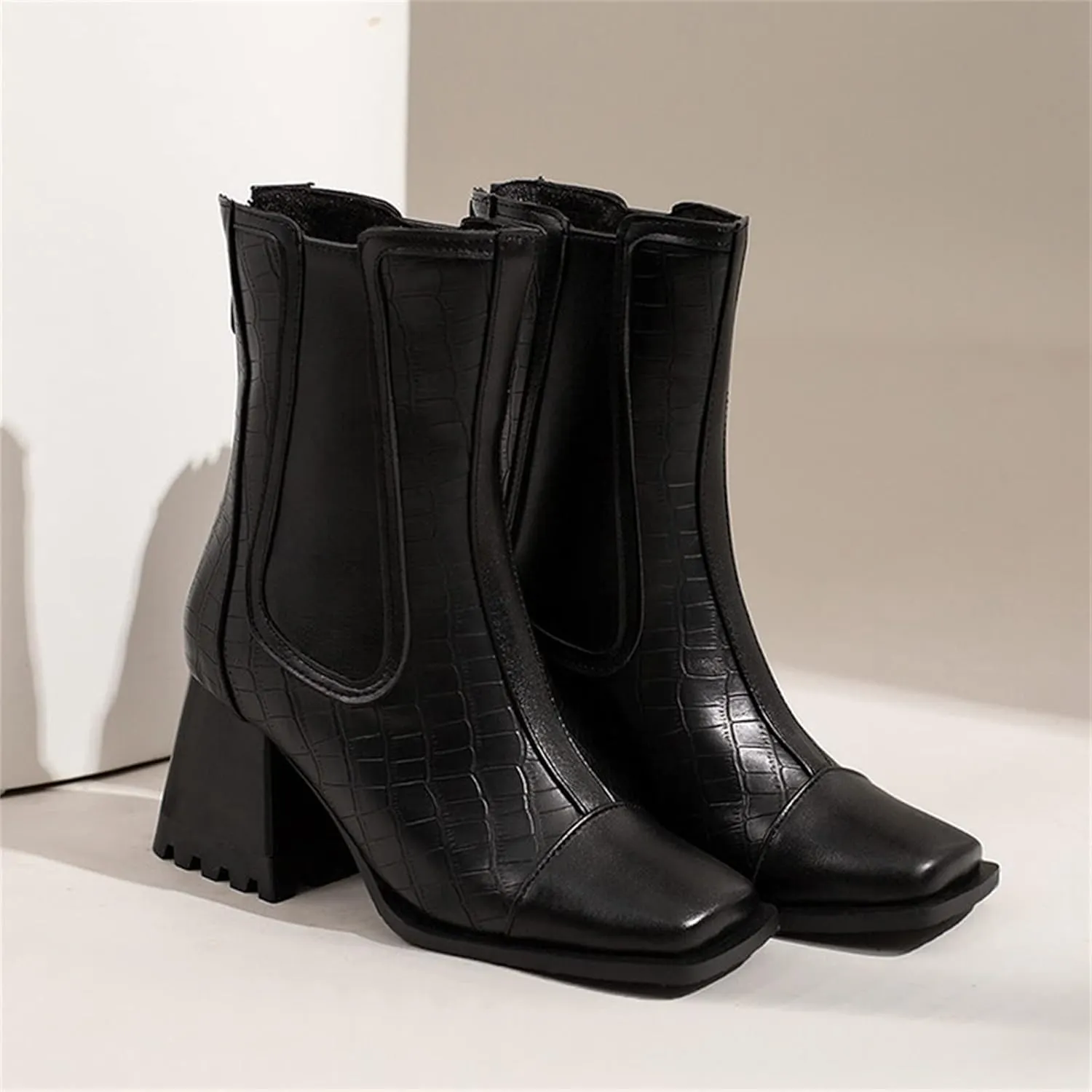 Women's Lace Up Ankle Booties Ladies Fashion Leather Face Square Toe Back Zip Chunky High Light Rain Boots for Women