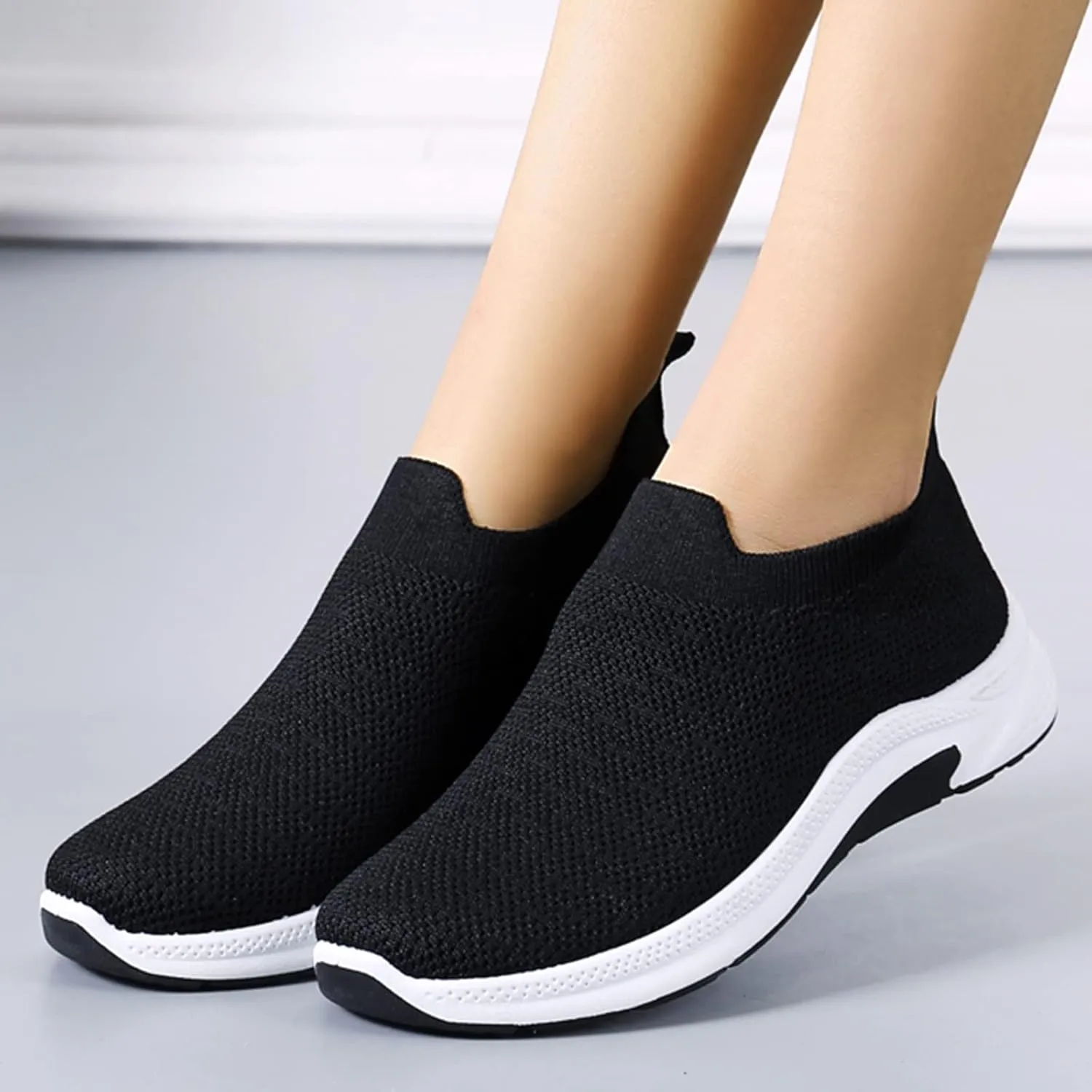 Women's Non Slip Tennis Sneakers Breathable Mesh Shoes Casual Sport Shoes Arch Support Shoes for Elderly Women