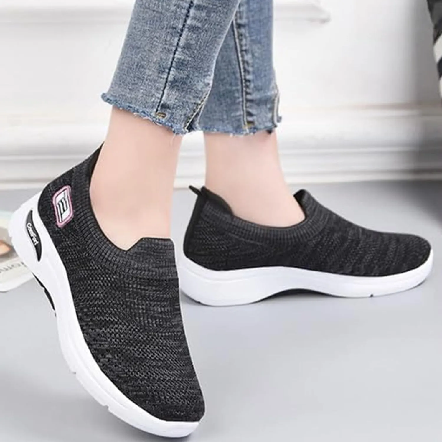 Womens Orthopedic Sneakers Breathable with Arch Support Wide Width Soft Sole Arch Support Slip on Mesh Woven Low Top Work Walking Shoes Lightweight Non-Slip Nurse Shoes