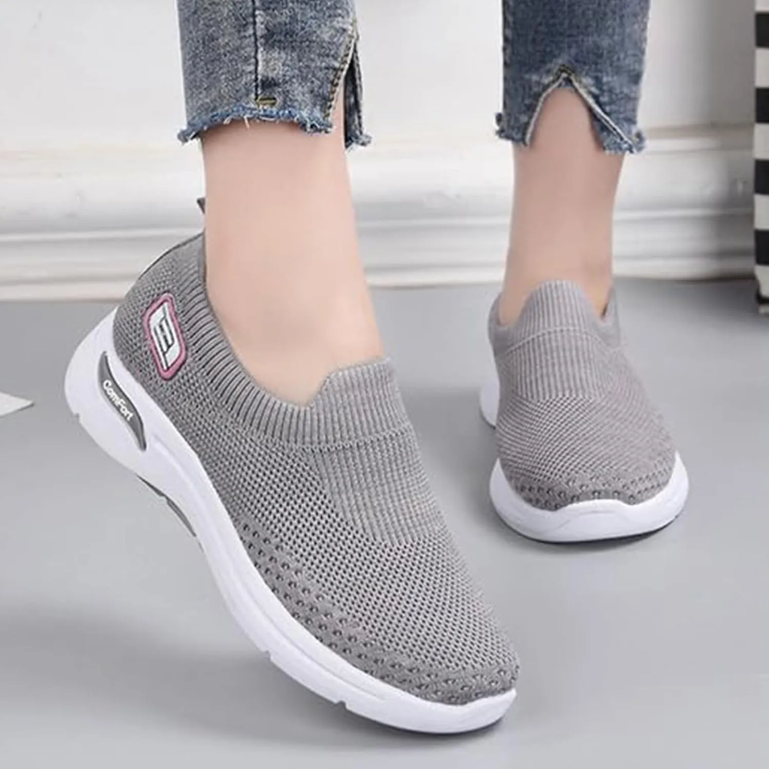 Womens Orthopedic Sneakers Breathable with Arch Support Wide Width Soft Sole Arch Support Slip on Mesh Woven Low Top Work Walking Shoes Lightweight Non-Slip Nurse Shoes