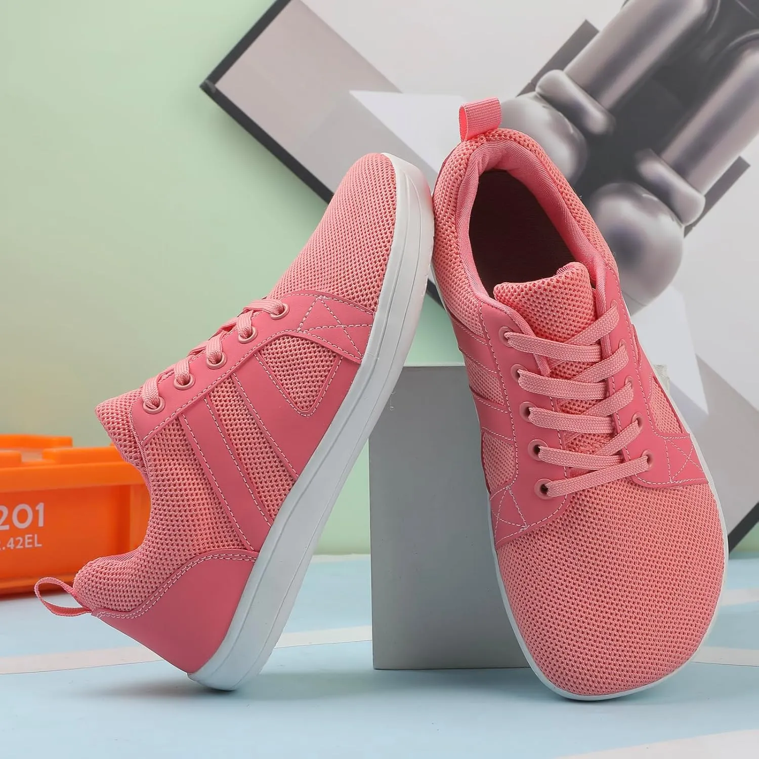 Womens Walking Sneakers Breathable Slip On Tennis Shoes Men's Wide Minimalist Barefoot Sneakers Comfy Casual Non Slip Flat Shoes